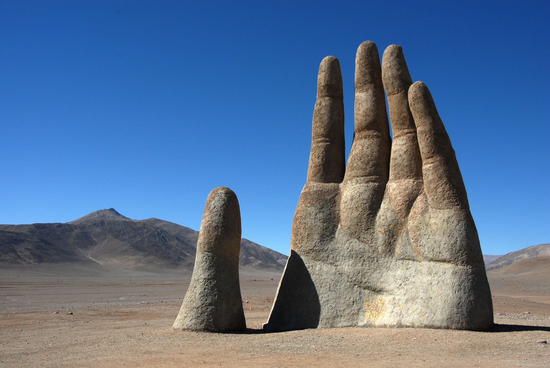 Chile_Atacama hand